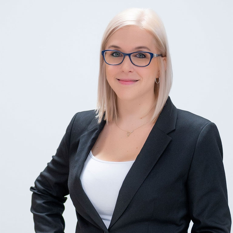 Karine B. Laurin